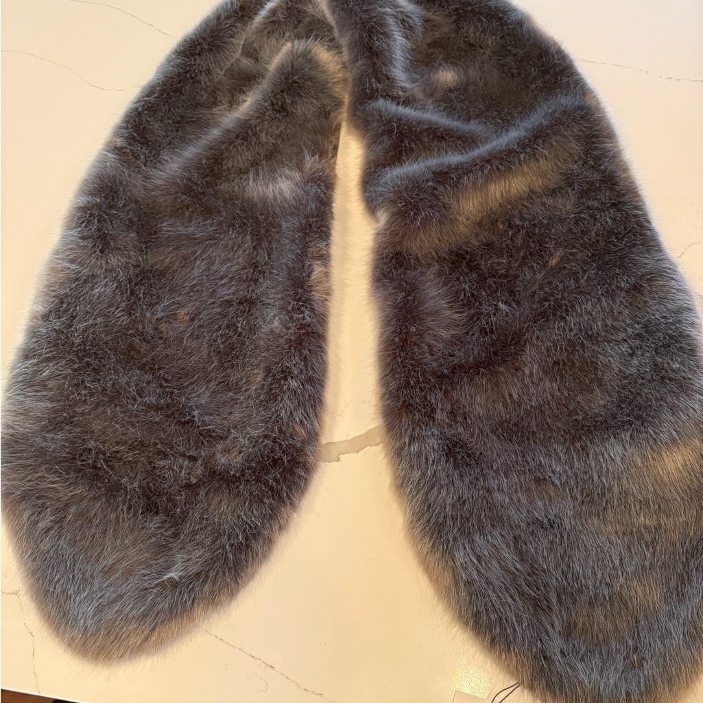 Restoration Hardware Rh Ultra Faux Fur Collar Scarf Neck Warmer Gray Luxe Nwt — image 2 of 6